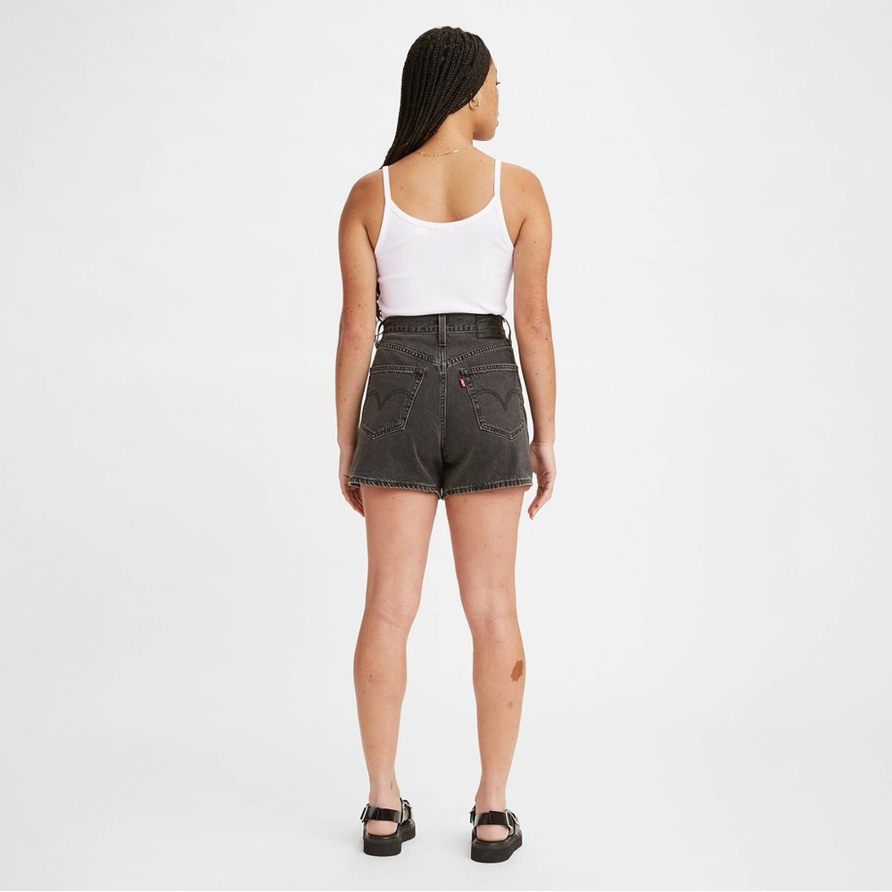 Levi’s High Loose Denim Shorts in Legit - Picture 5 of 14